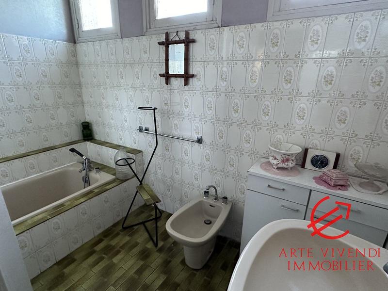 Maison - 110 m² - 4 pièces