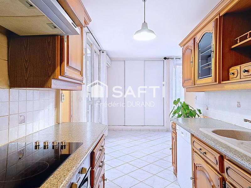 Appartement - 81 m² - 3 pièces