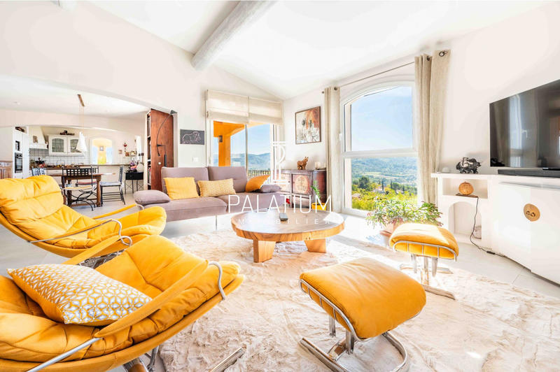 Maison - 155 m² - 5 pièces