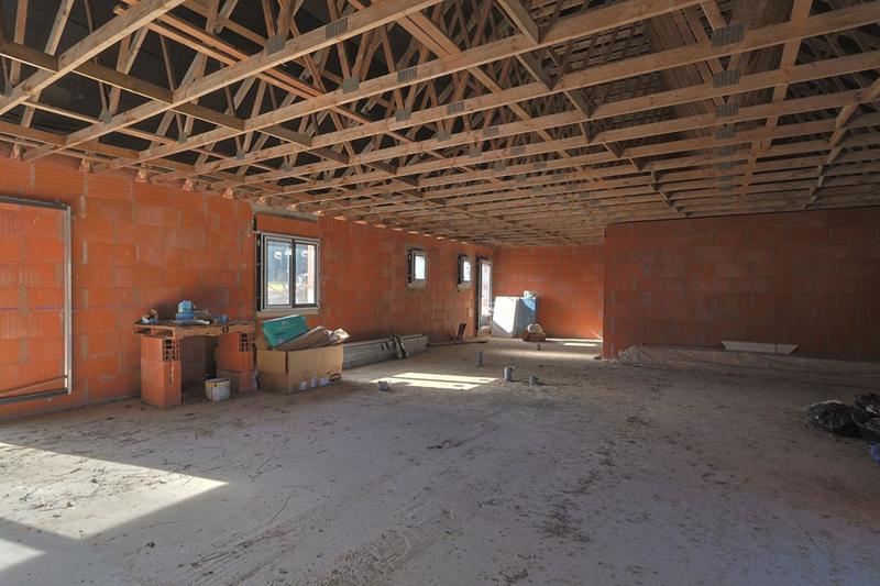 Maison - 130 m² - 1 pièce