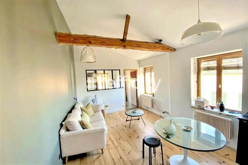 Appartement - 49 m² - 2 pièces