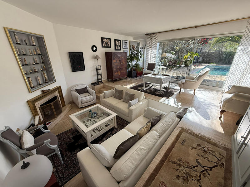 Maison - 187 m² - 6 pièces