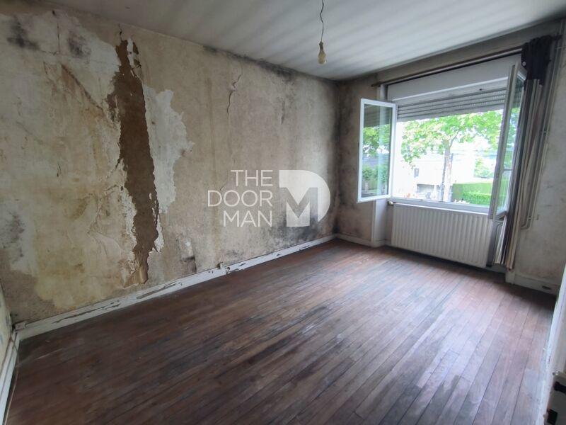 Immeuble - 155 m² - 7 pièces