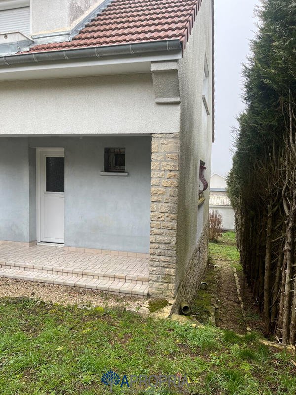 Maison - 86 m² - 4 pièces