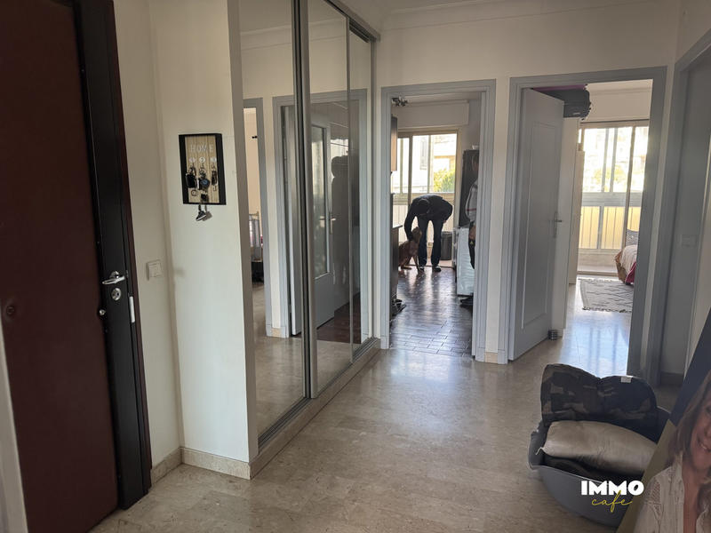 Appartement - 75 m² - 3 pièces