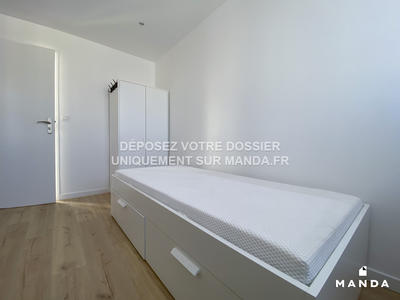 Chambre - 9 m² - 4 pièces
