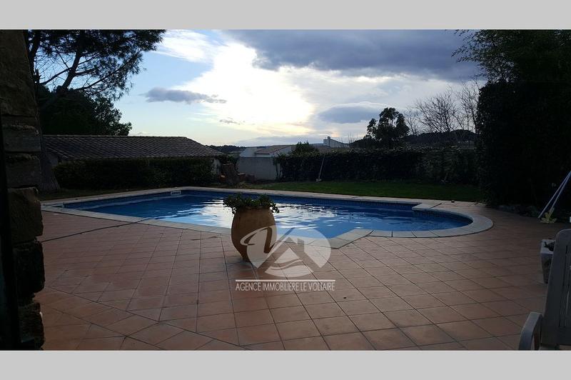 Propriété - 183 m² - 4 pièces