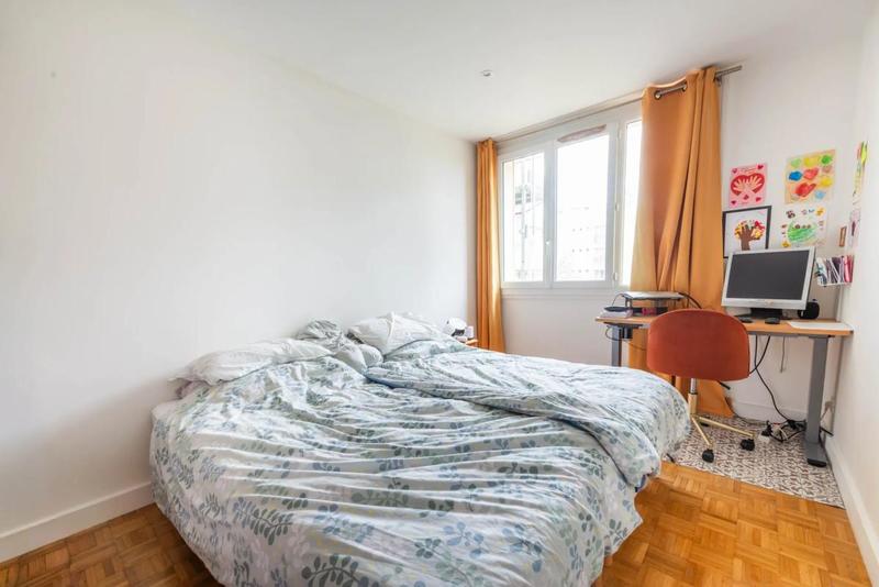 Appartement - 90 m² - 4 pièces