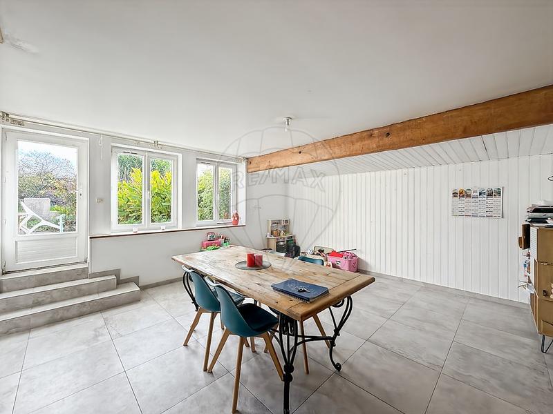Maison - 122 m² - 4 pièces