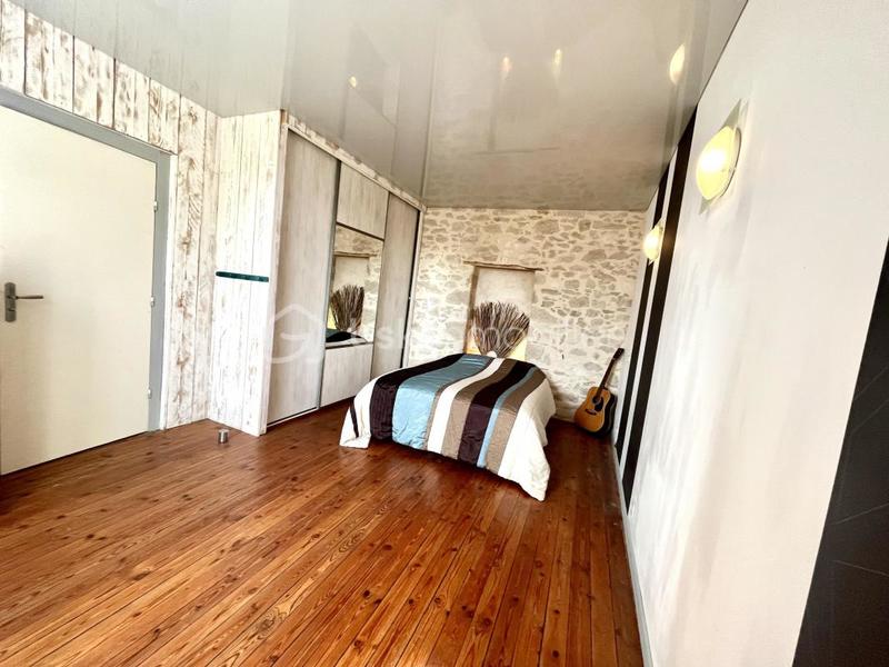 Maison en pierre - 164 m² - 7 pièces