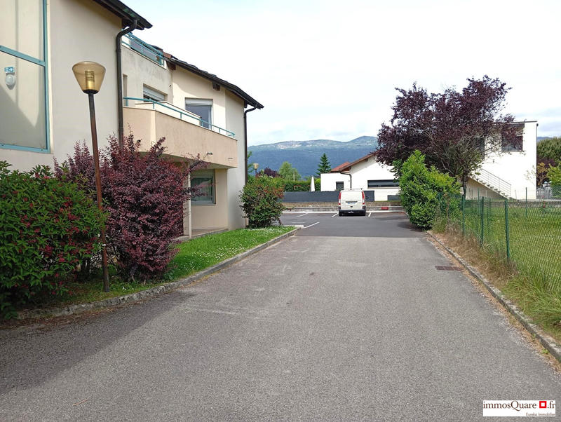 Appartement - 80 m² - 3 pièces