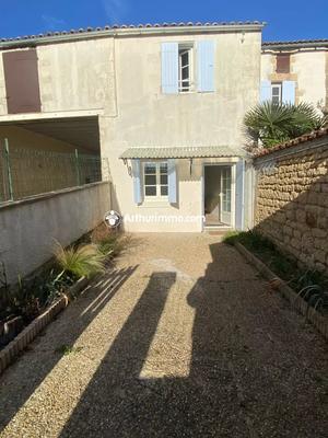 Maison - 85 m² - 4 pièces