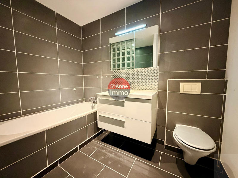 Maison - 107 m² - 6 pièces