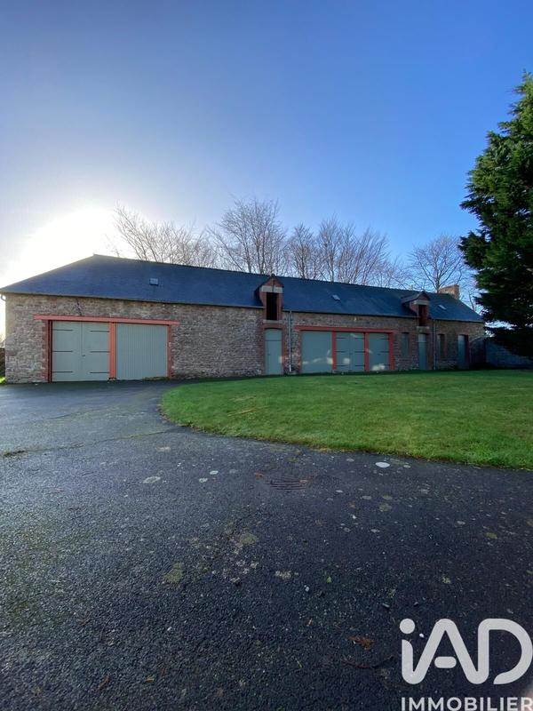 Maison - 286 m² - 13 pièces