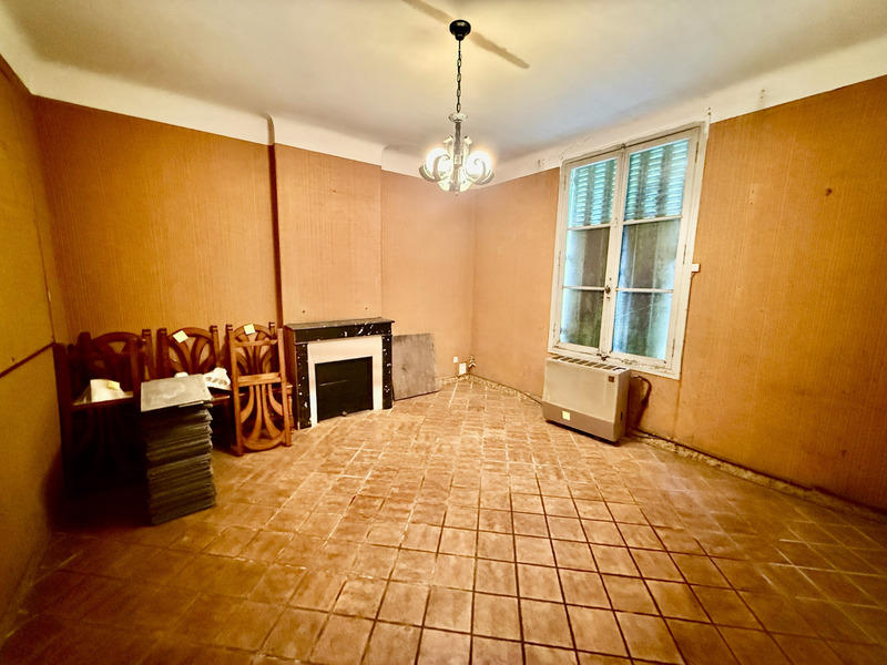 Maison - 209 m² - 10 pièces