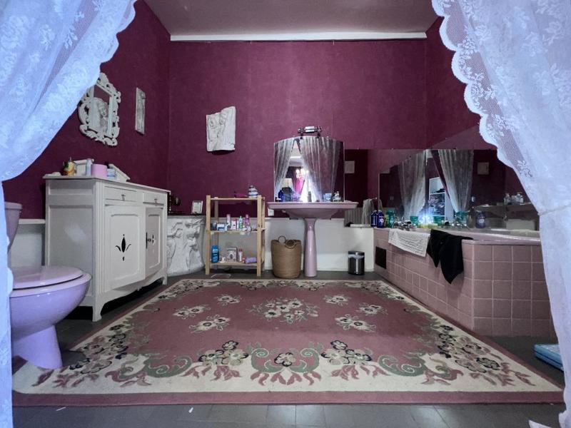 Maison - 275 m² - 10 pièces