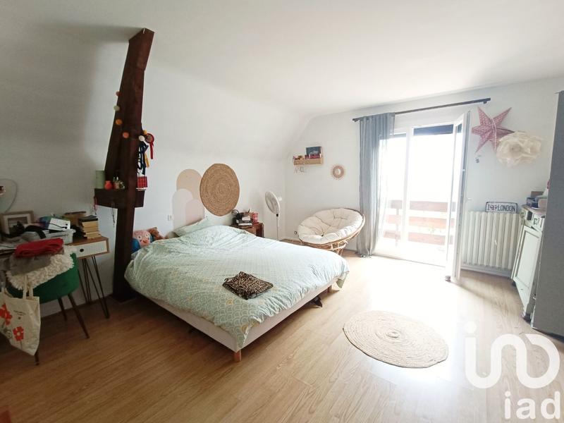 Maison - 240 m² - 7 pièces