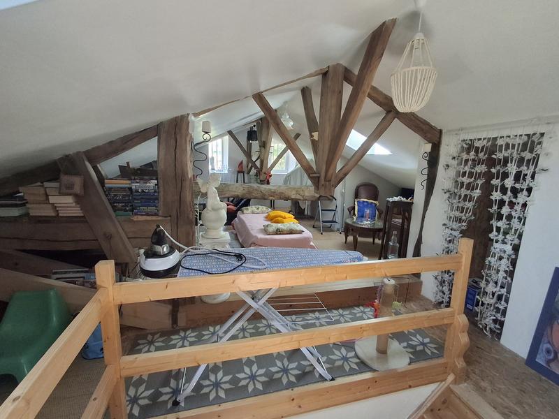 Maison traditionnelle - 161 m² - 6 pièces