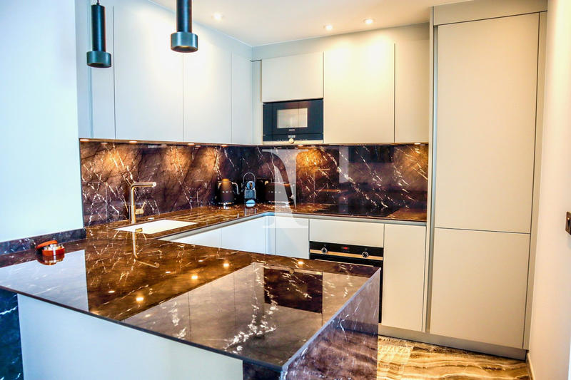 Appartement - 110 m² - 3 pièces