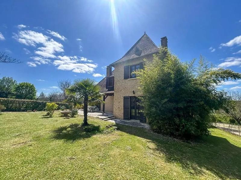 Maison - 175 m² - 6 pièces