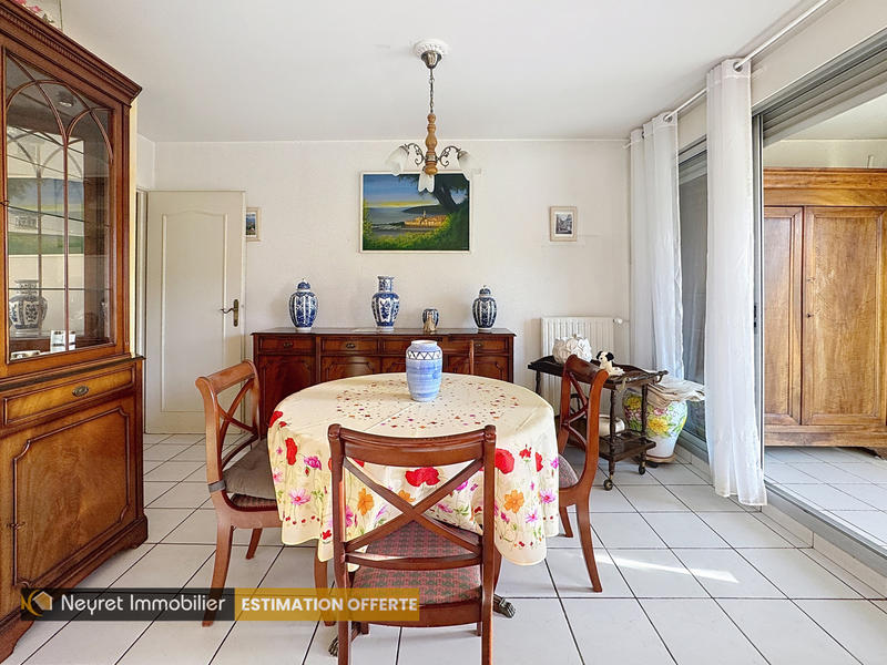 Appartement - 87 m² - 4 pièces