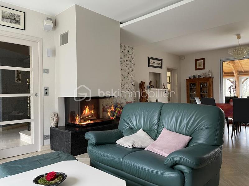 Maison traditionnelle - 206 m² - 7 pièces