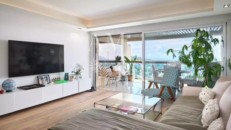 Appartement - 75 m² - 3 pièces