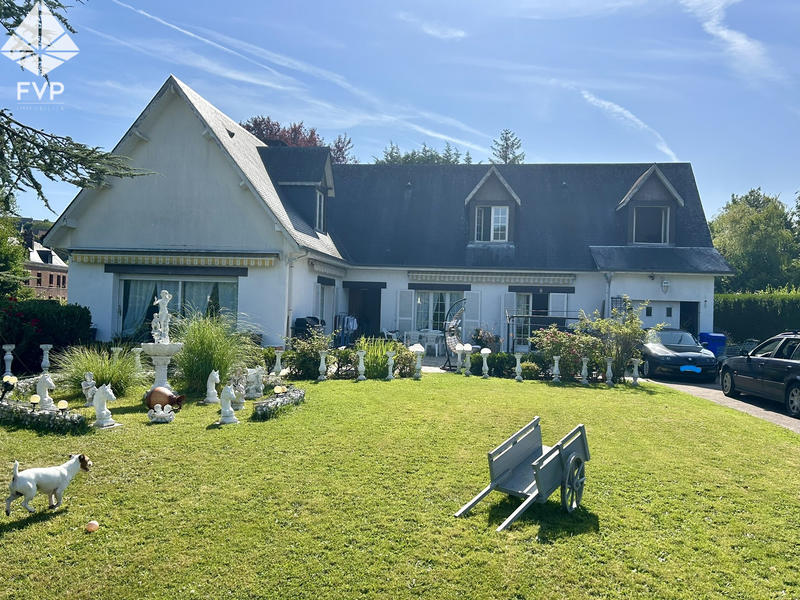 Maison - 163 m² - 6 pièces