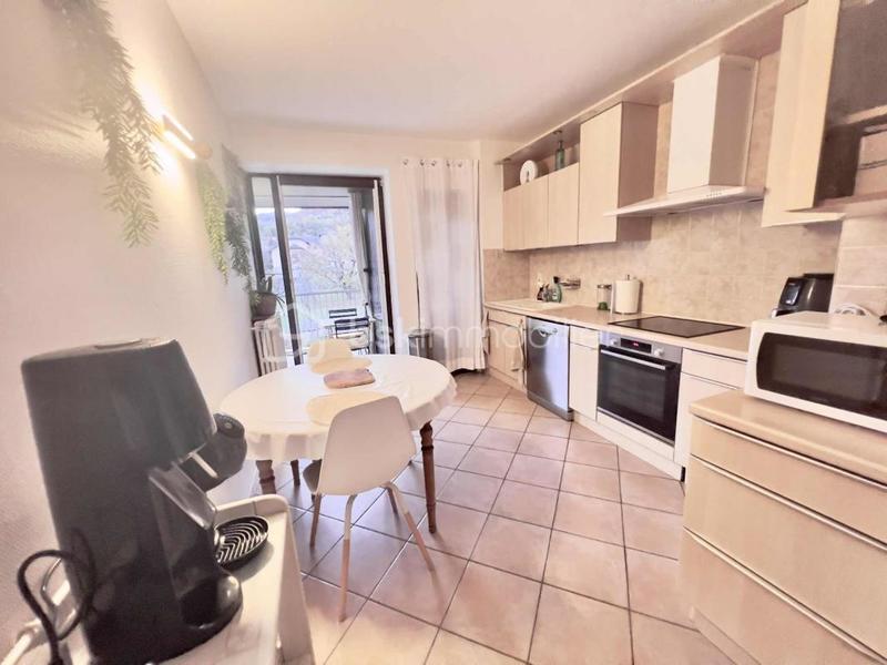 Appartement - 88 m² - 4 pièces