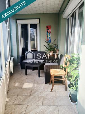 Appartement - 81 m² - 6 pièces