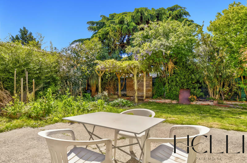 Maison ancienne - 240 m² - 8 pièces