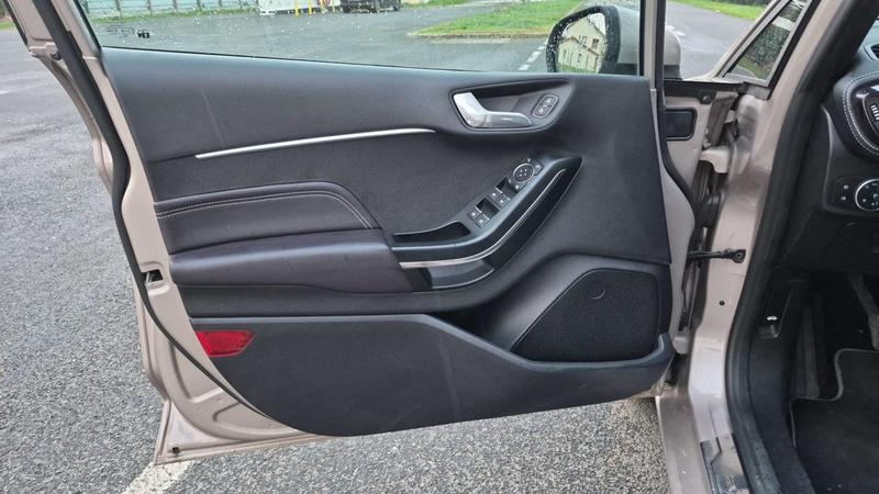 Ford Fiesta 7 1.0 EcoBoost 100 Vignale