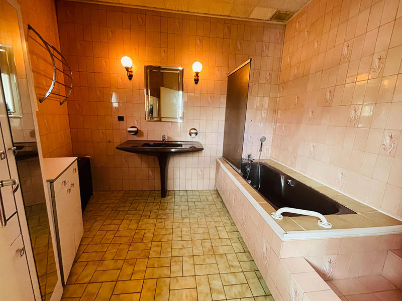 Maison - 140 m² - 6 pièces