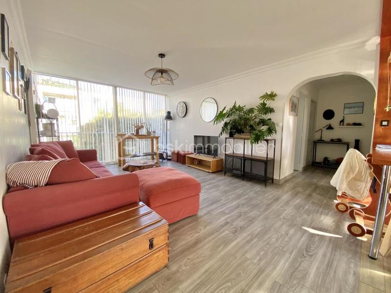 Appartement - 76 m² - 4 pièces