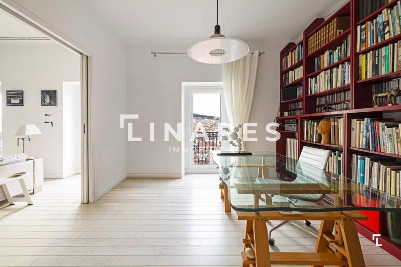 Appartement - 173 m² - 6 pièces