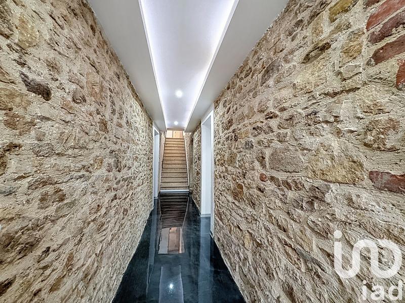 Maison - 250 m² - 10 pièces