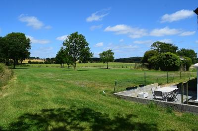 Maison - 152 m² - 7 pièces