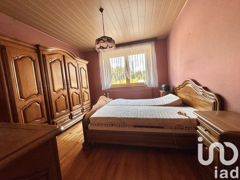 Maison - 180 m² - 10 pièces