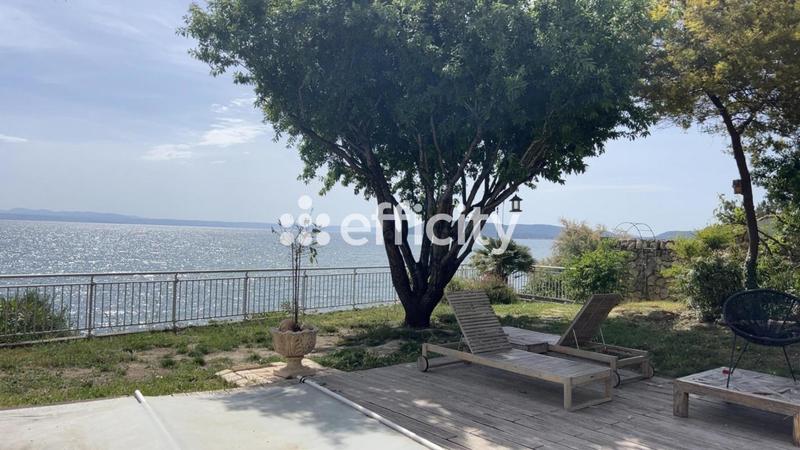 Maison - 160 m² - 4 pièces