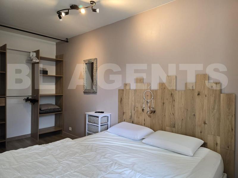 Maison - 289 m² - 11 pièces