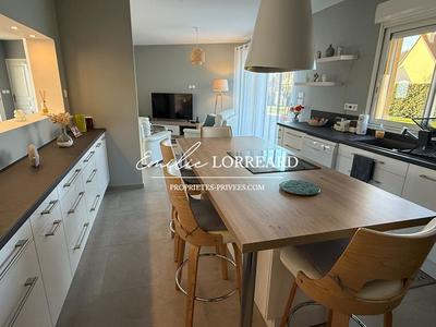 Maison - 144 m² - 6 pièces