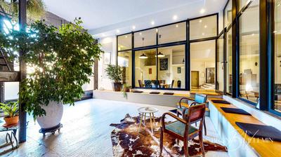 Demeure - 500 m² - 15 pièces