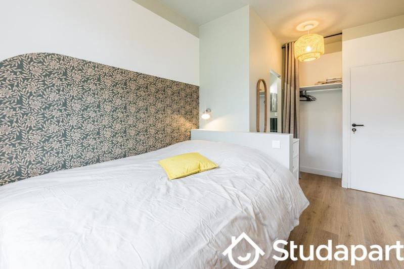 Chambre - 13 m² - 1 pièce