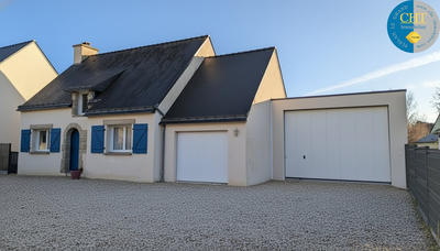 Maison - 95 m² - 5 pièces