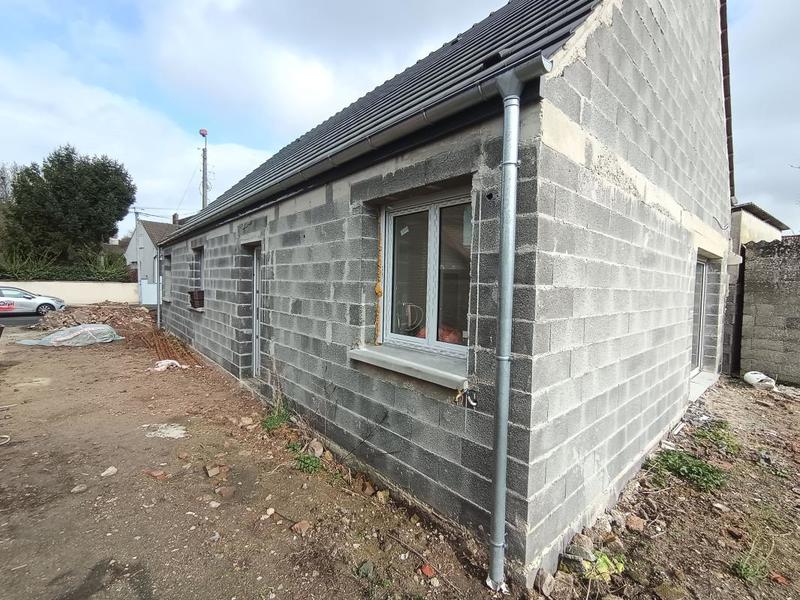 Maison - 90 m² - 4 pièces