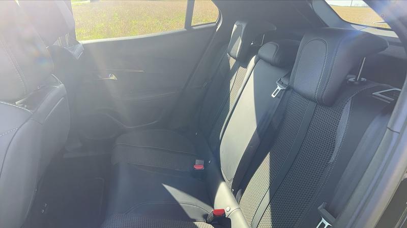 Peugeot 2008 1.2 PureTech 130 Gt Line - Entretien constructeur Toit ouvrant