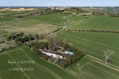 Corps de ferme - 375 m² - 22 pièces