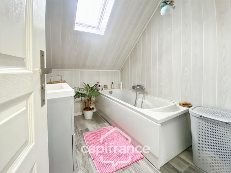 Maison - 120 m² - 5 pièces