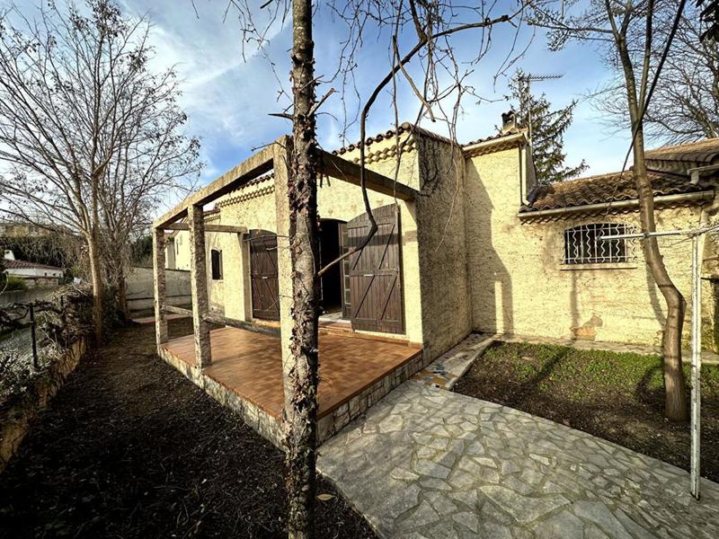 Maison - 97 m² - 5 pièces