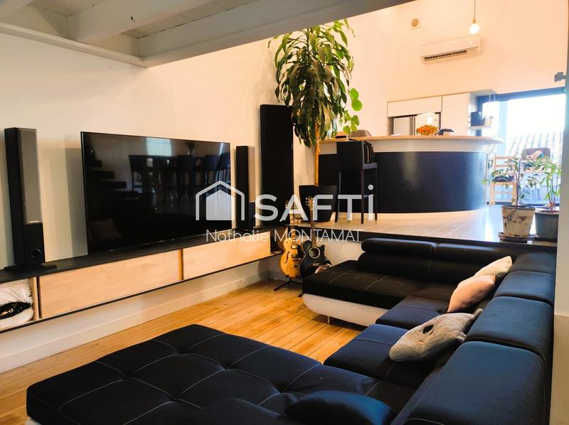 Loft - 125 m² - 4 pièces